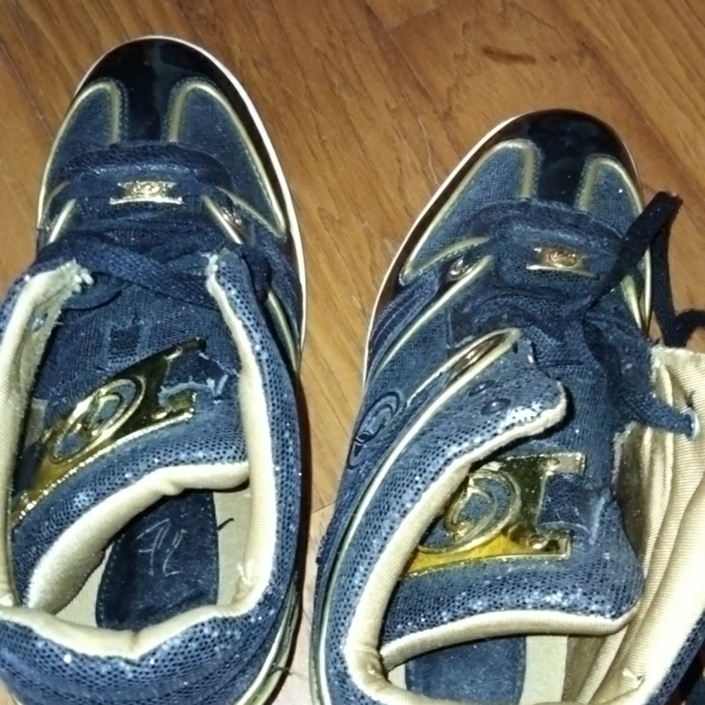 Iam selling my baby phat cloth trainers